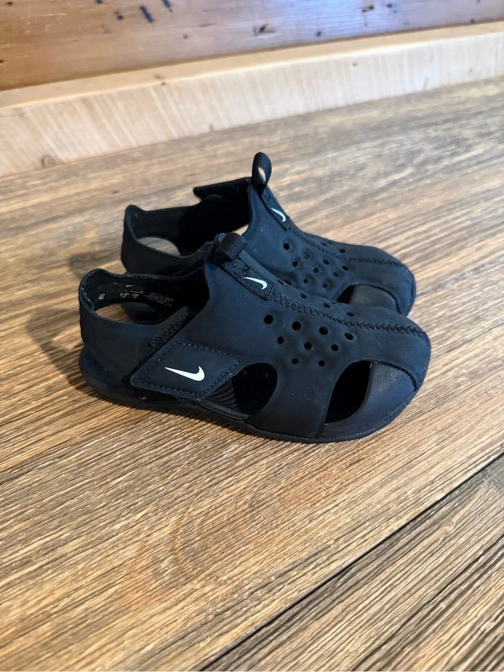 Nike Kids' Black Water-Friendly Sandals